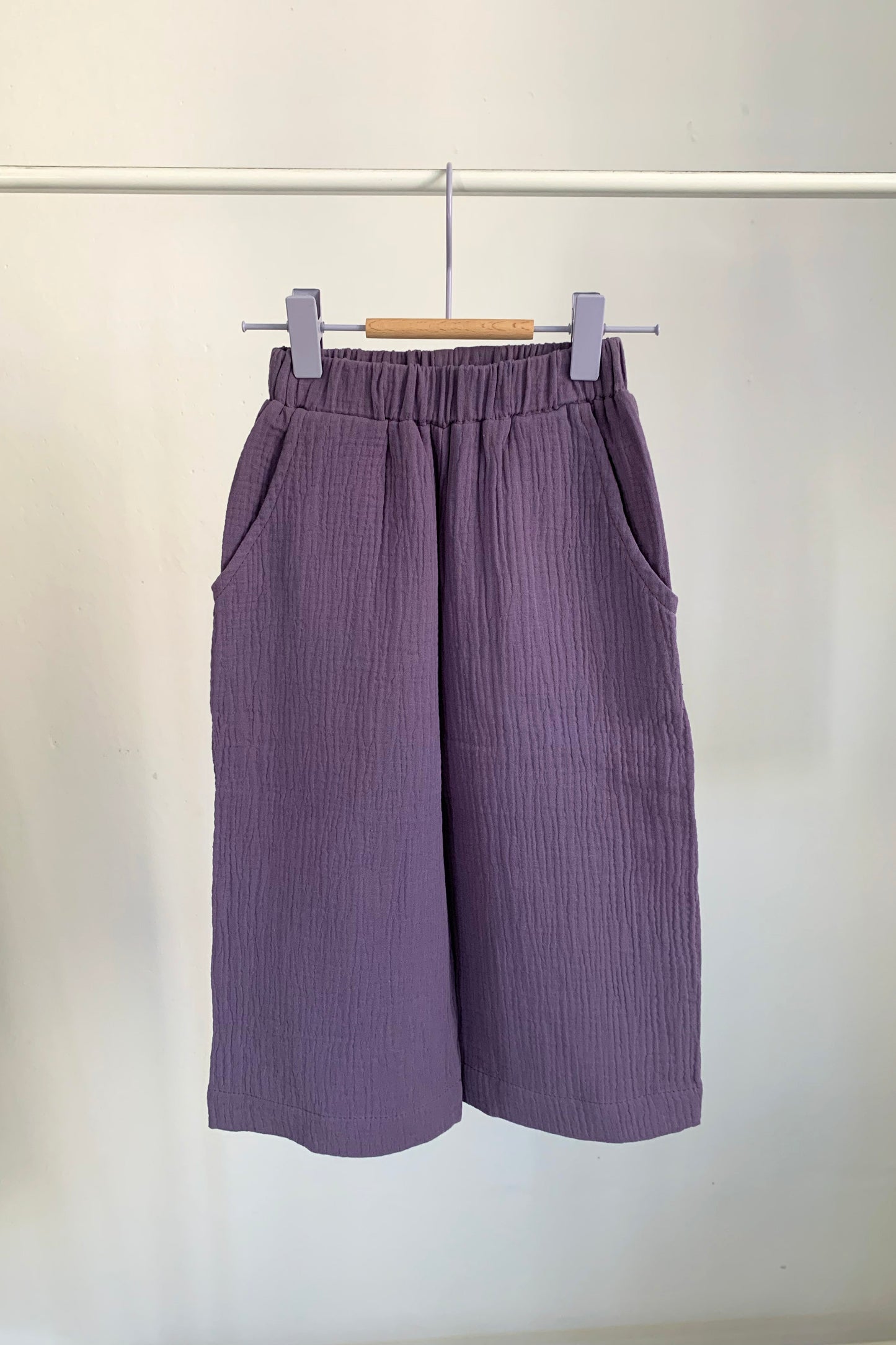 muslin pants mulberry purple / vel. 98