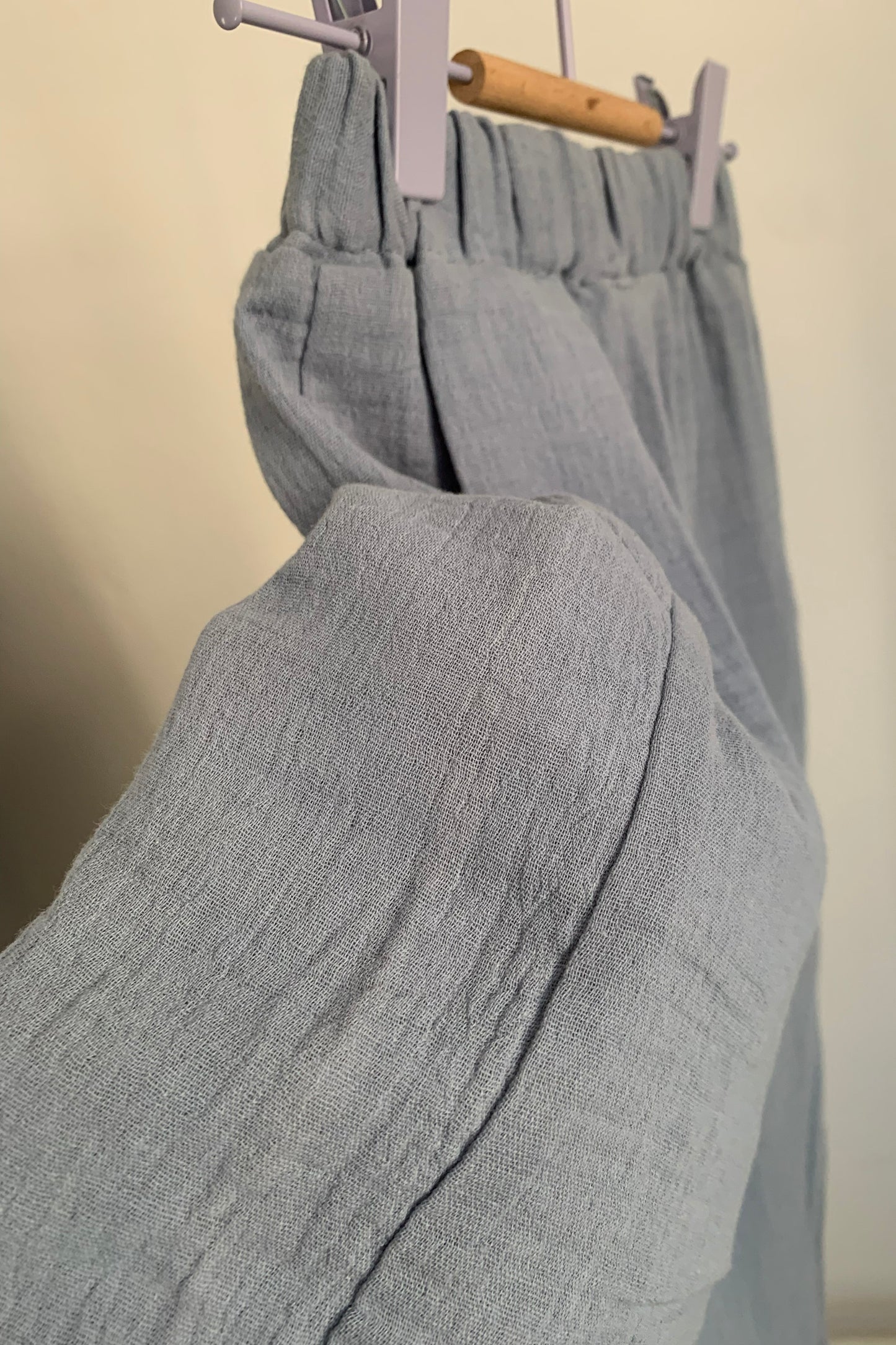 muslin pants light blue / vel. 104