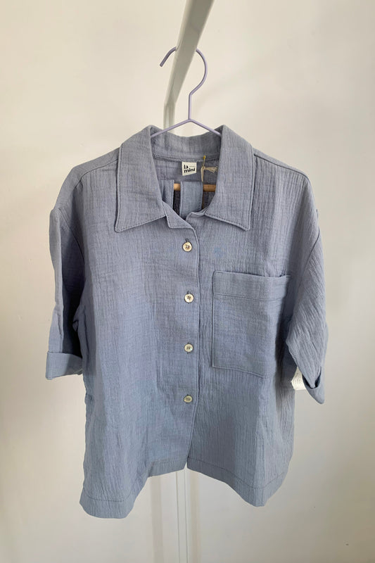 muslin shirt light blue / vel. 98